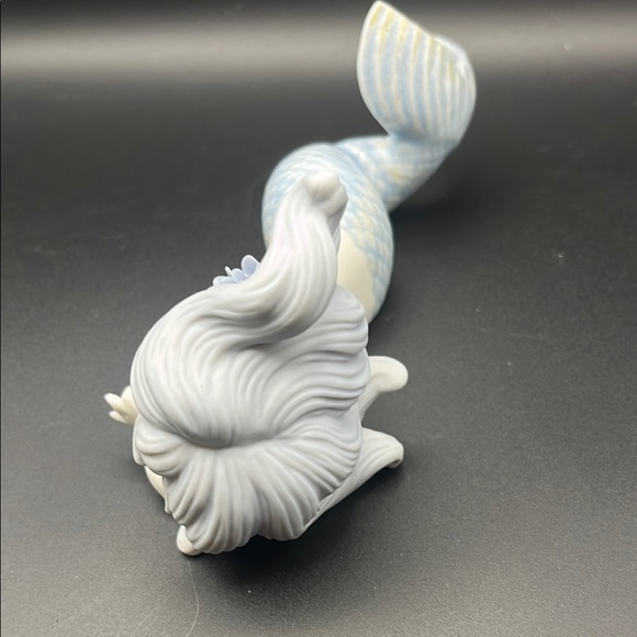Elegant Mermaid Figurine in Soft Blue and White - Picture 6 of 7